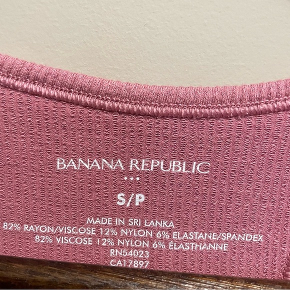Banana Republic Pink Crop Tank Women’s Small - Picture 3 of 7